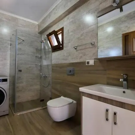 Child Friendly Villa With Pool In City Center