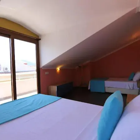 Child Friendly Villa With Pool In City Center Fethiye