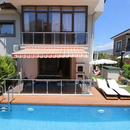Child Friendly Villa With Pool In City Center